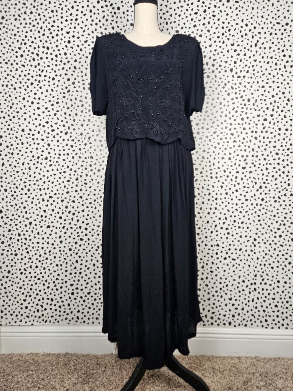 Black Vintage Beaded Sarin Women's Dress Size Medium Short Sleeve